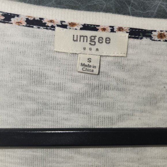 Umgee Womens S  Boho Wrap Style Top With Mixed Print Sleeves  Plaid Tie Hem 2546 - Picture 3 of 7